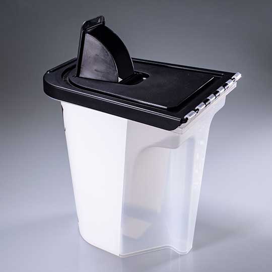 large plastic drinking tumblers