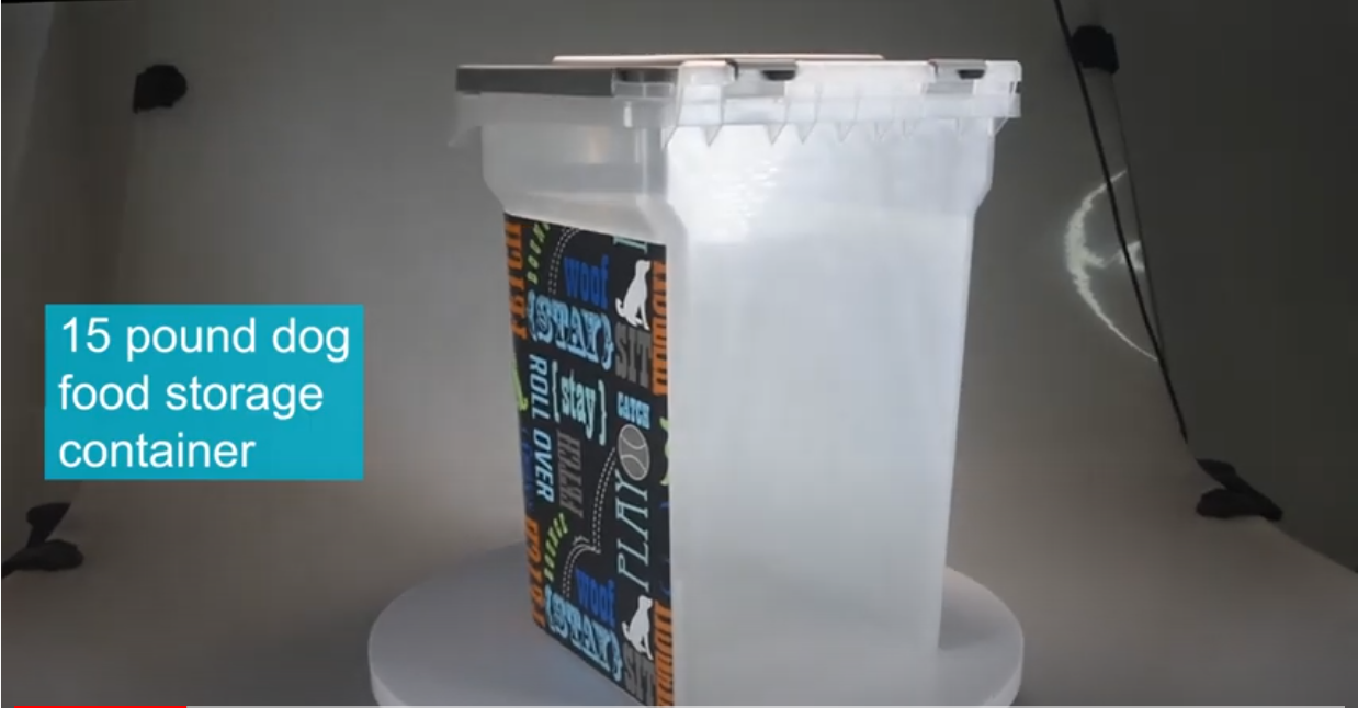 15lbs IML Pet Food Storage Container With Silicon Ring Producing Video