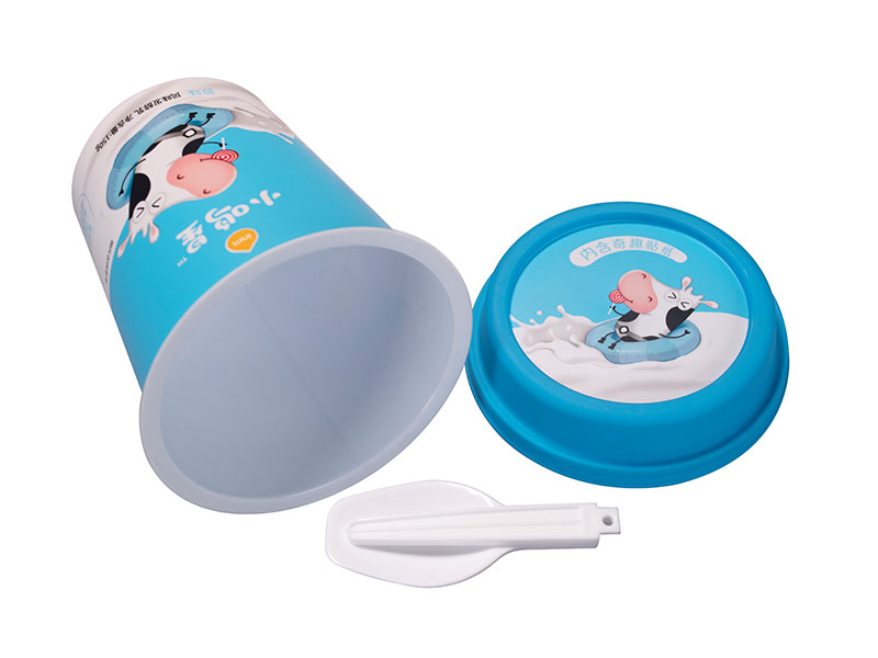 150g pp yogurt cup with lid and spoon 2