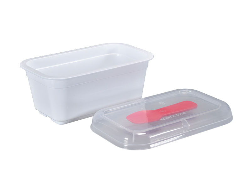 8oz rectangular iml plastic yogurt container with lid and spoon 4