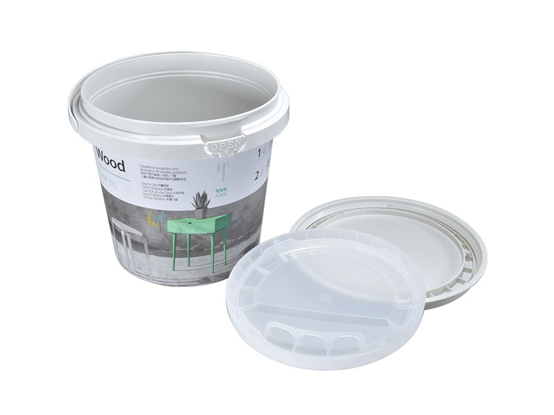 custom size plastic airtight paint container 3